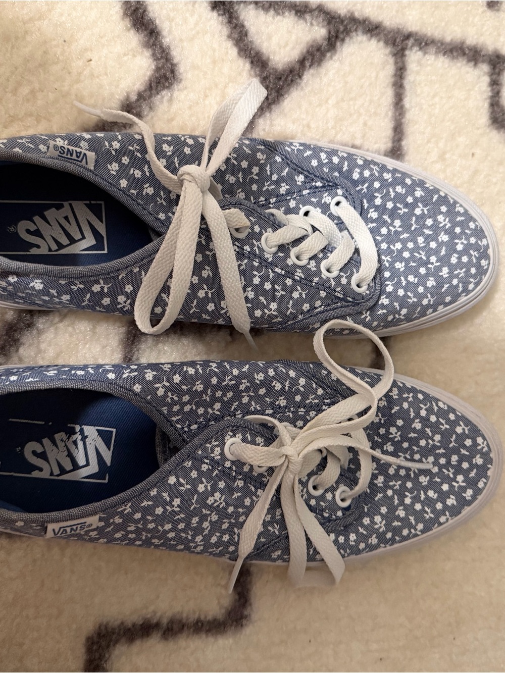 Vans Low-Top Floral Canvas Sneakers - Light Blue & White